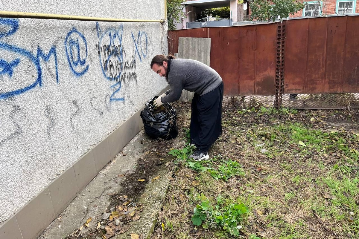 Подготовка места под временный храм