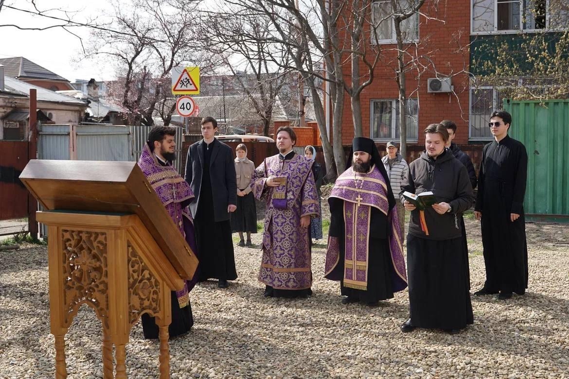 Молебен в день Сорока мучеников Севастийских