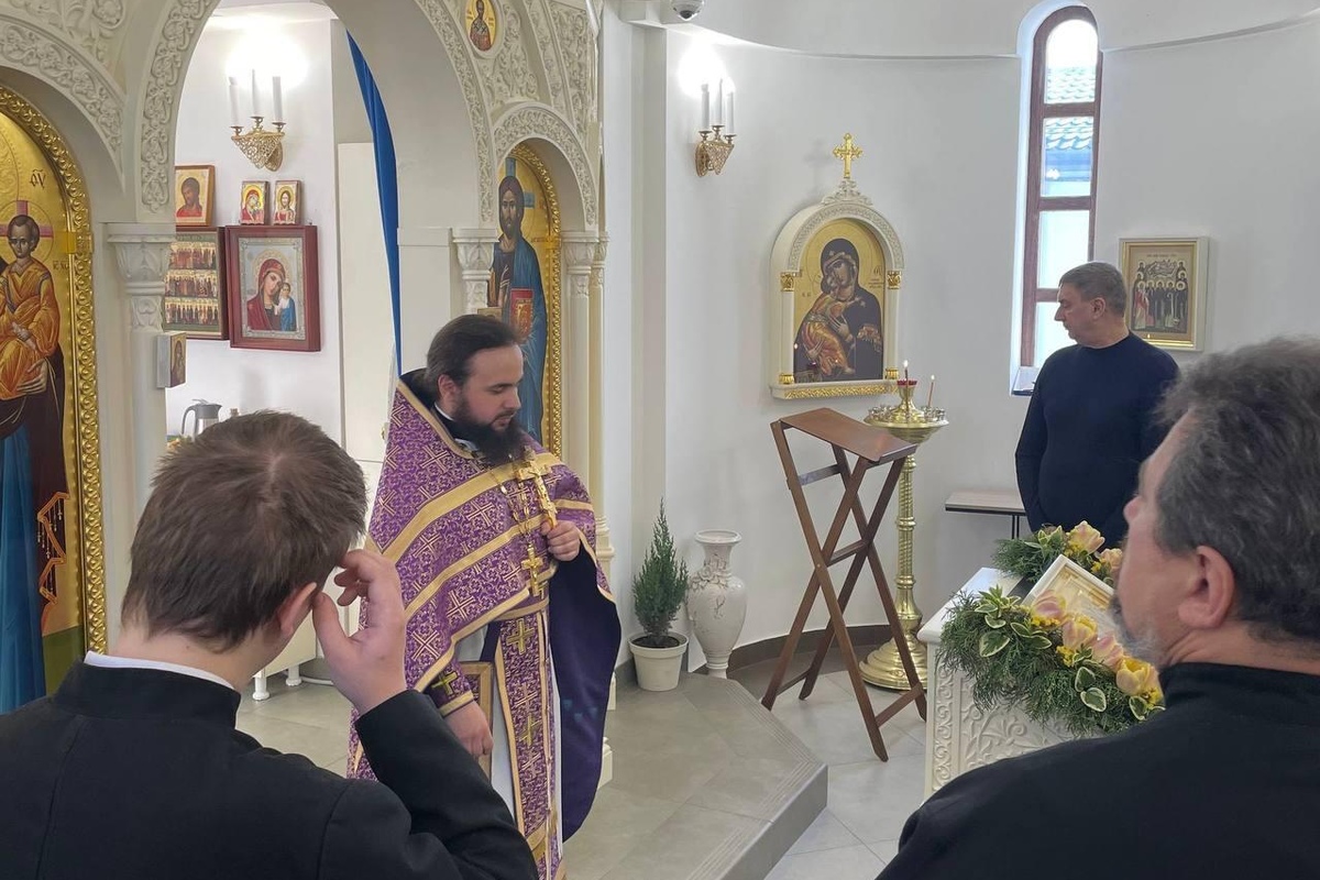 Молебен во второе воскресенье Великого поста